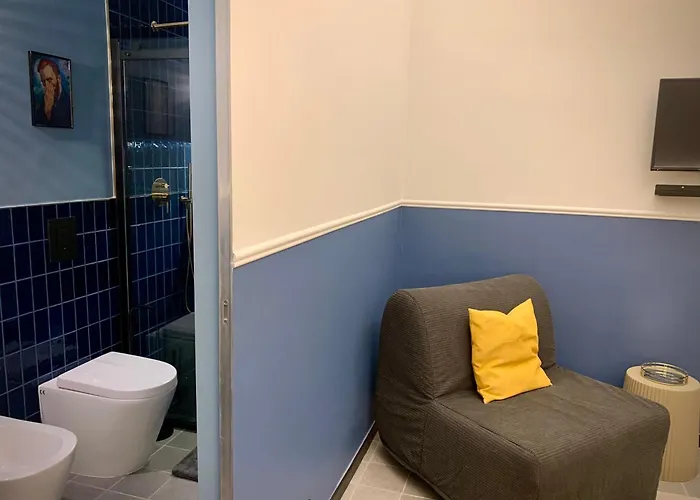 Casa & Bottega 3* Bari